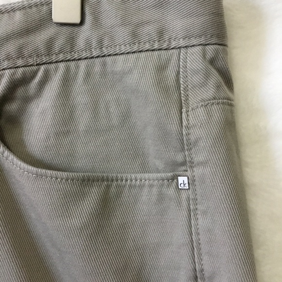 Calvin Klein Men Light Brown Casual Pants - Picture 4 of 16